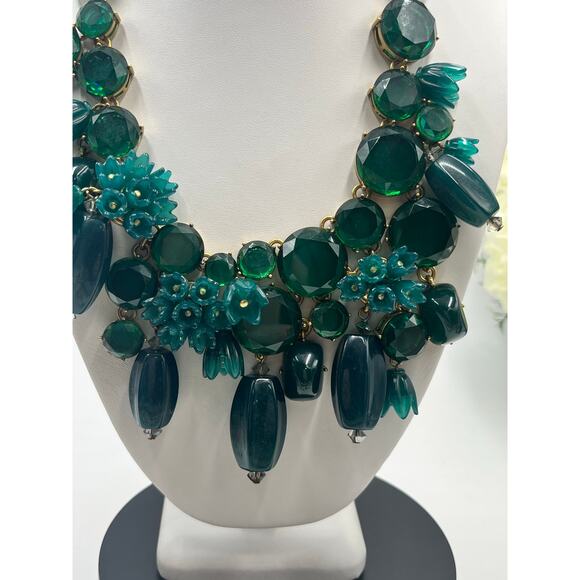 J. Crew Green Bauble Glass Resin Flower Cluster Bib Runway Gold Ox Necklace - Picture 2 of 14
